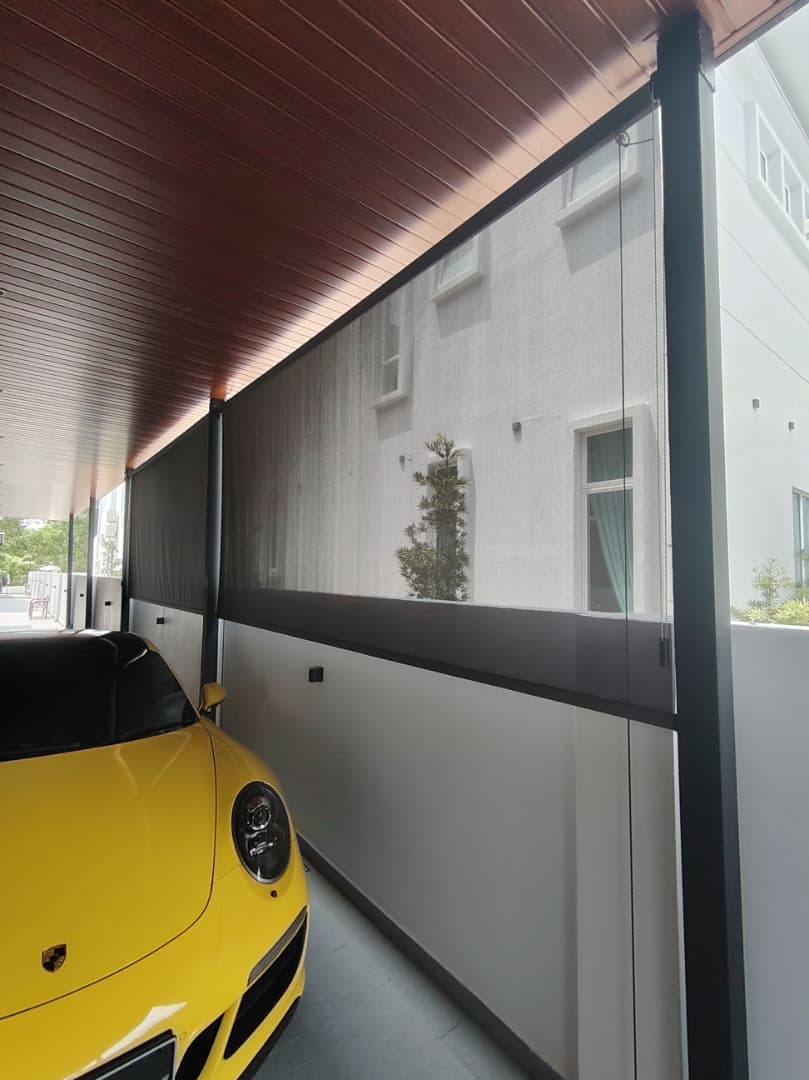 OUTDOOR ROLLER BLINDS